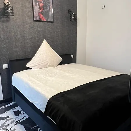 Towarowa Milionowa 45 Check-in 24 H * Poznaň