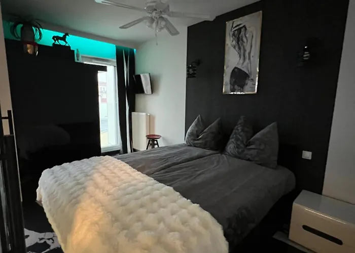 Towarowa Milionowa 45 Check-in 24 H - Sauna *